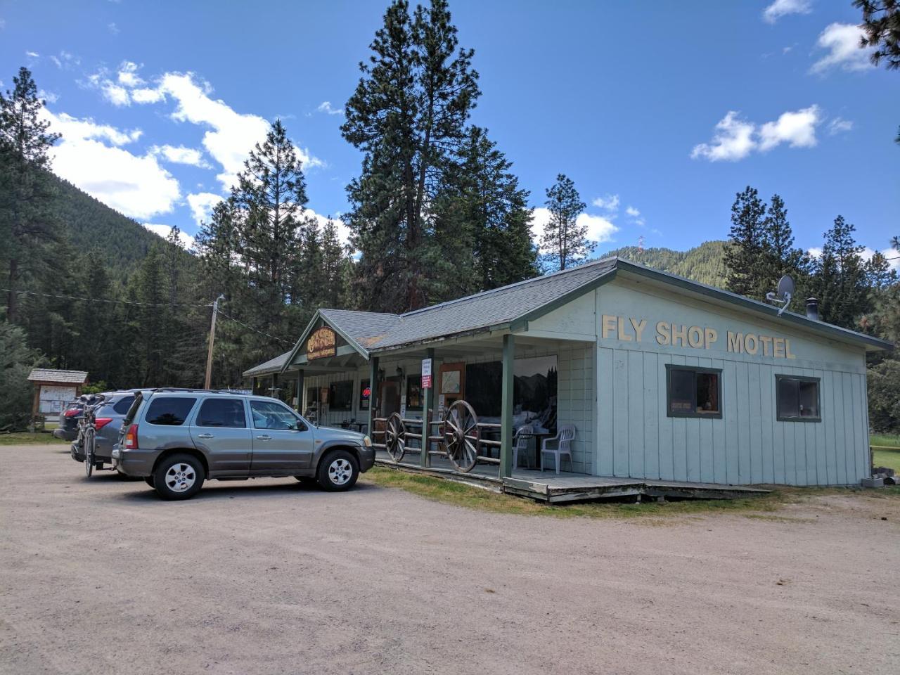 Rock Creek Mercantile & Motel Clinton Kültér fotó
